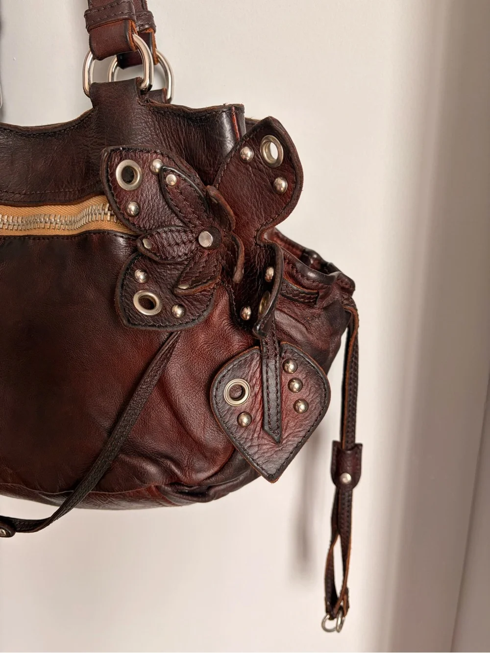 Miu Miu Archive 2006 Leather Flower Pocket Bag - Picture 3 of 11